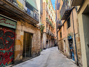 Streets of Barcelona: Where Stories Sneak Between Walls