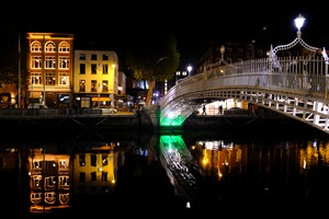 Dublin Dreams along River Quay 1B