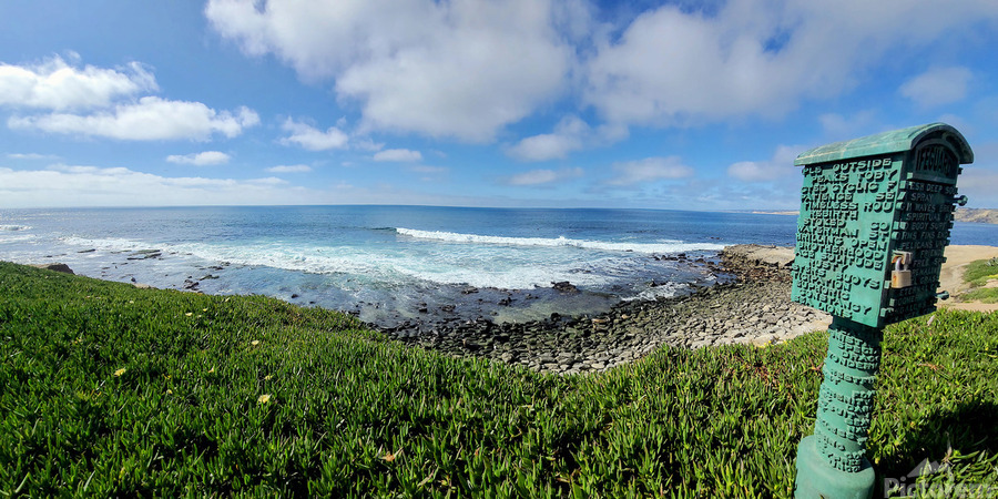 Between Tides and Sky: Coastal Clarity from La Jolla Cove  Print