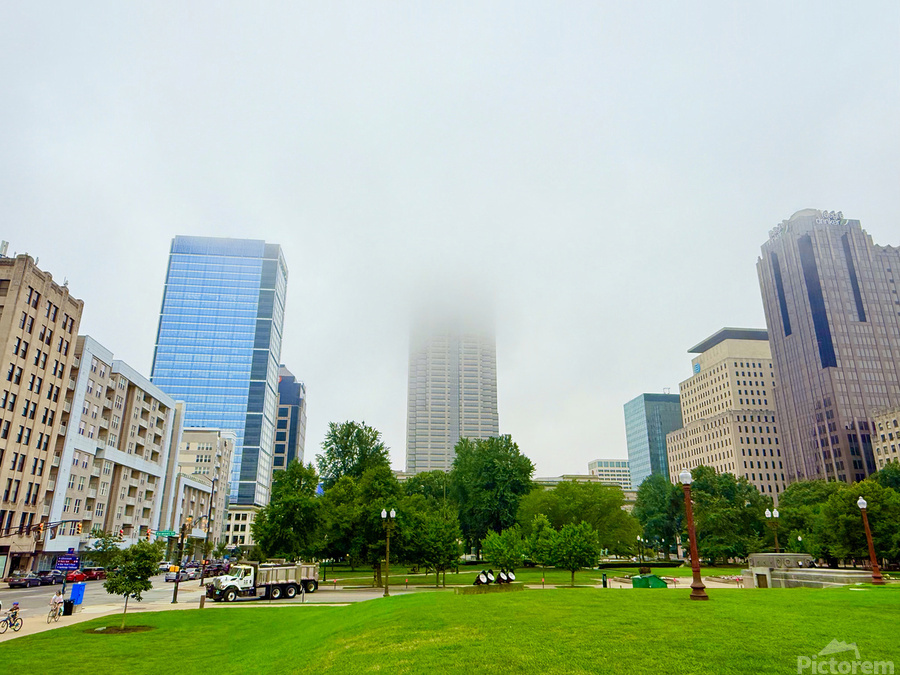 Foggy Skyline with Park  Imprimer