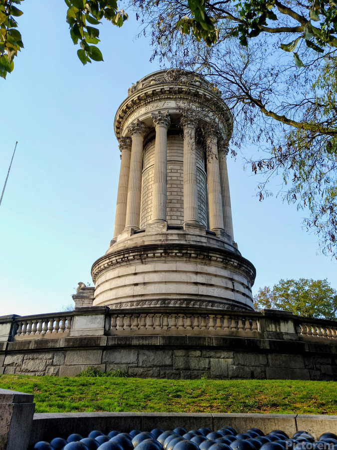 Historic Valor Monument  Print