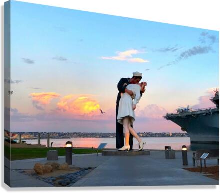 The Warm Frozen Kiss  2 Canvas Print