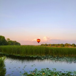 Balloon Over Long Lake