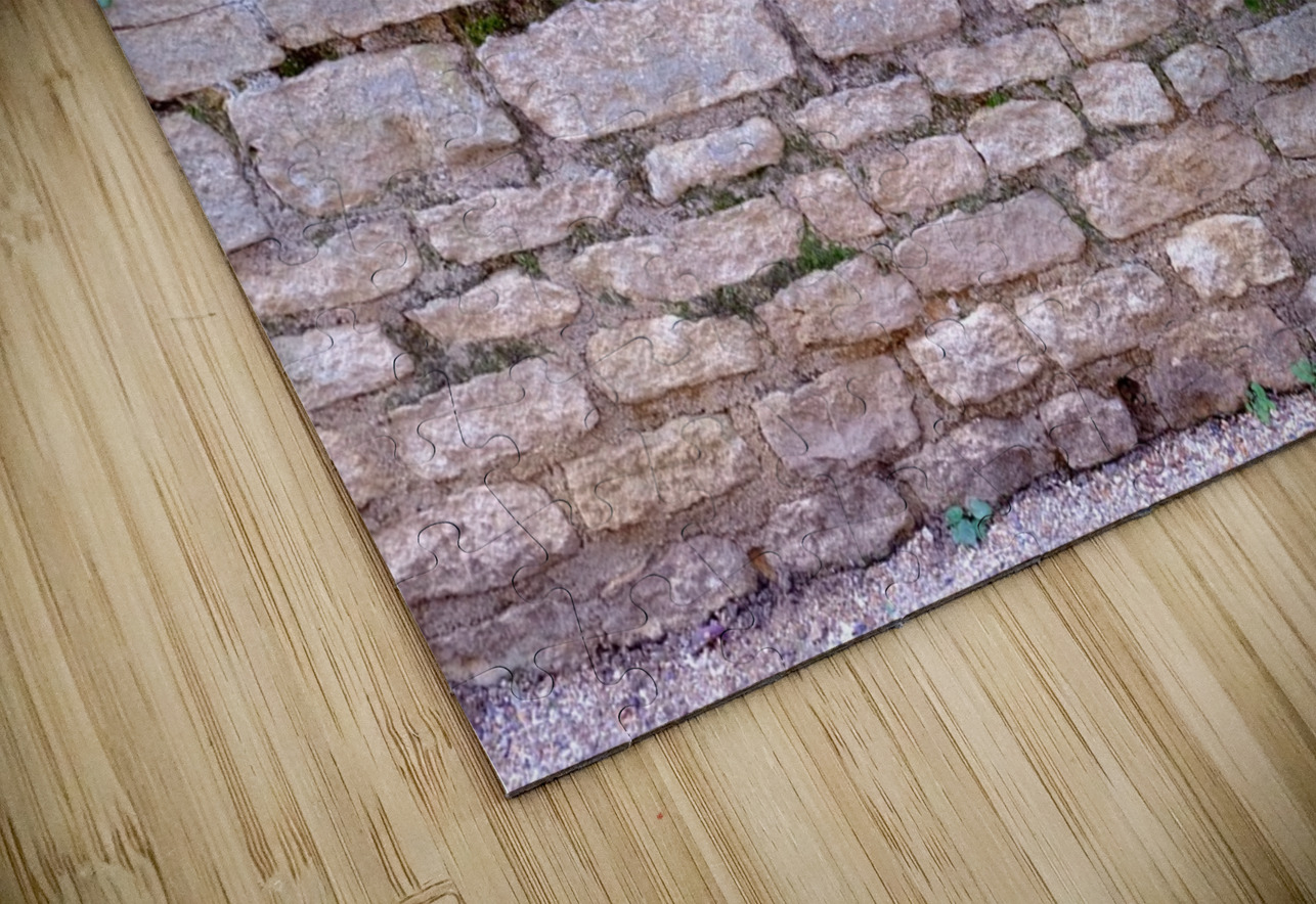 Barbed Stone Wall 2 Click4Pix Puzzle