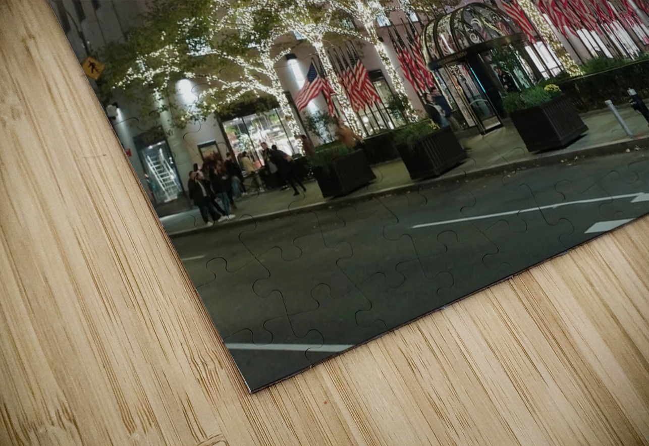 Flags and Lights – Manhattan Nights Click4Pix Puzzle